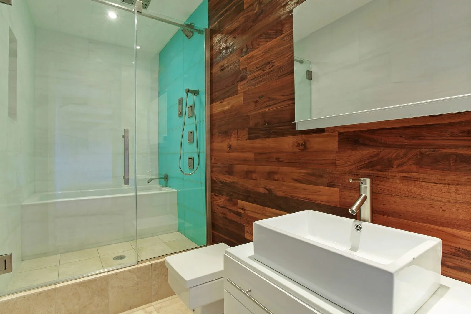 Alphabet City Condo in East Village, NY — luxury renovation and interior design by Grandeur Hills Group