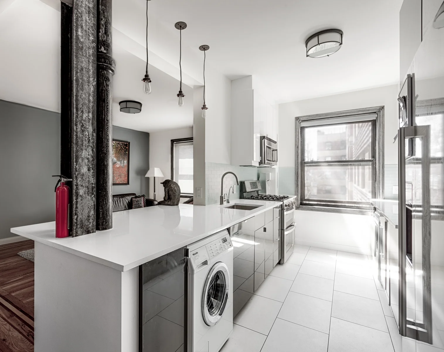 Lower Manhattan Apartment in Lower Manhattan, NY — luxury renovation and interior design by Grandeur Hills Group